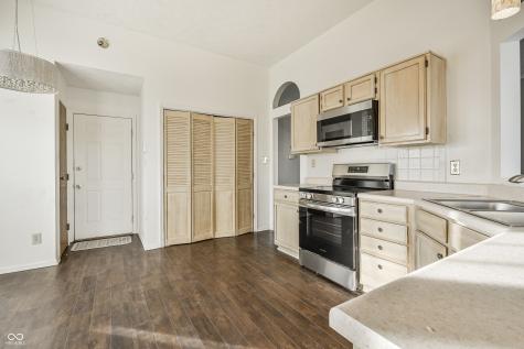 7648 Madden Lane Fishers IN 46038