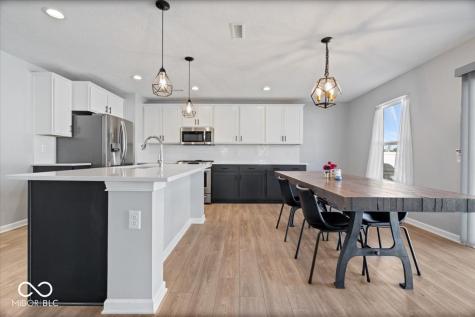 13194 N Landing Circle E Camby IN 46113