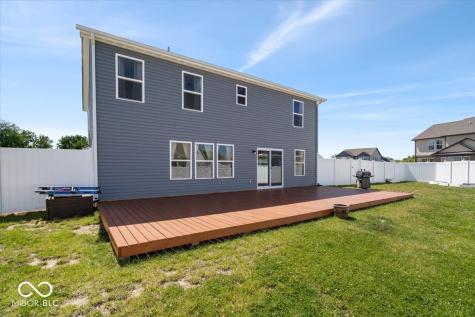 13194 N Landing Circle E Camby IN 46113