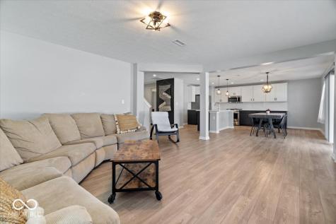 13194 N Landing Circle E Camby IN 46113