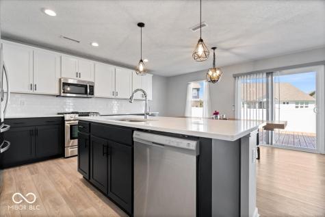 13194 N Landing Circle E Camby IN 46113