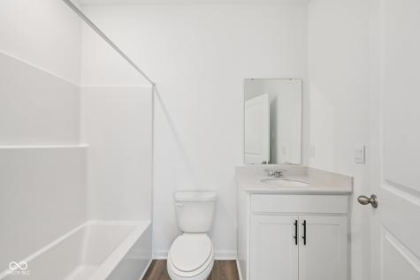 8097 Wesleyan Drive Avon IN 46123