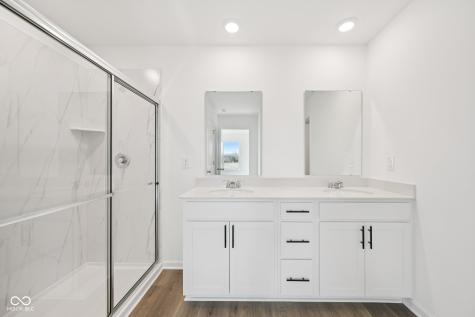 8097 Wesleyan Drive Avon IN 46123