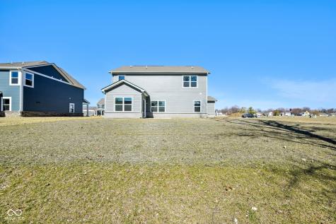 8097 Wesleyan Drive Avon IN 46123