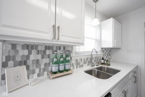 1716 E 46th Street Indianapolis IN 46205