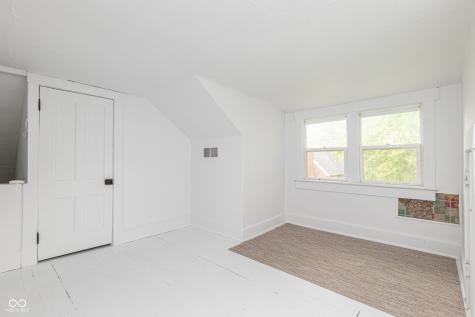 219 W Garden Street Fortville IN 46040