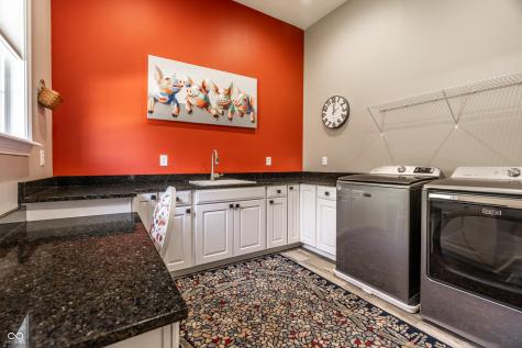 11134 Glen Avon Way Zionsville IN 46077