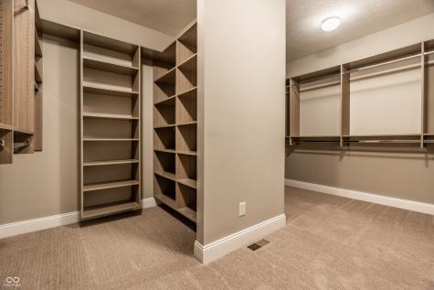 11134 Glen Avon Way Zionsville IN 46077