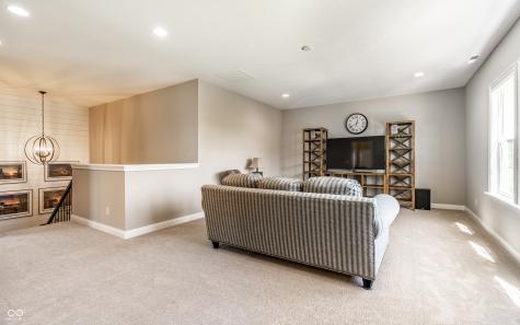 11134 Glen Avon Way Zionsville IN 46077