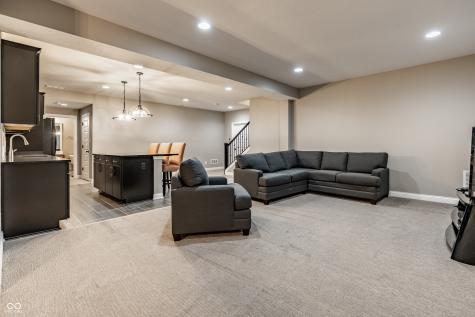 11134 Glen Avon Way Zionsville IN 46077