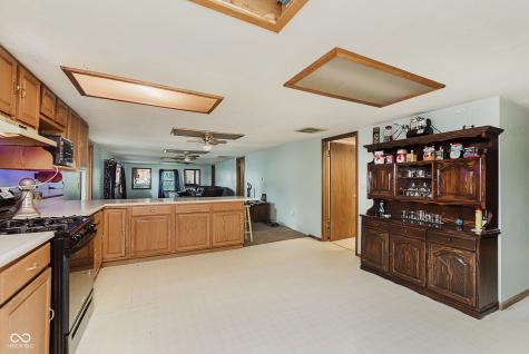 1802 Delphi Avenue Frankfort IN 46041