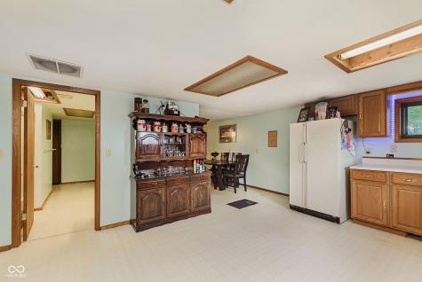 1802 Delphi Avenue Frankfort IN 46041