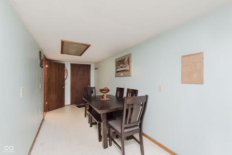 1802 Delphi Avenue Frankfort IN 46041