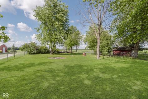 1802 Delphi Avenue Frankfort IN 46041
