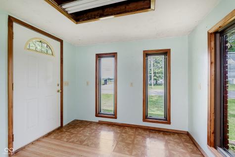 1802 Delphi Avenue Frankfort IN 46041