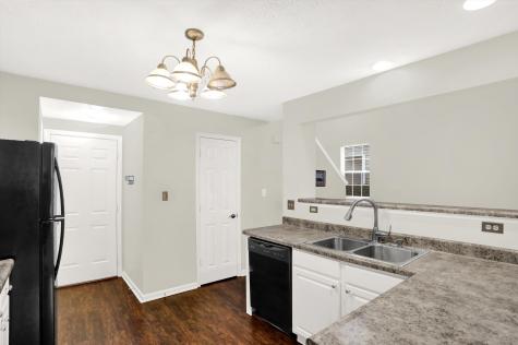 9302 Eden Woods Court Indianapolis IN 46260