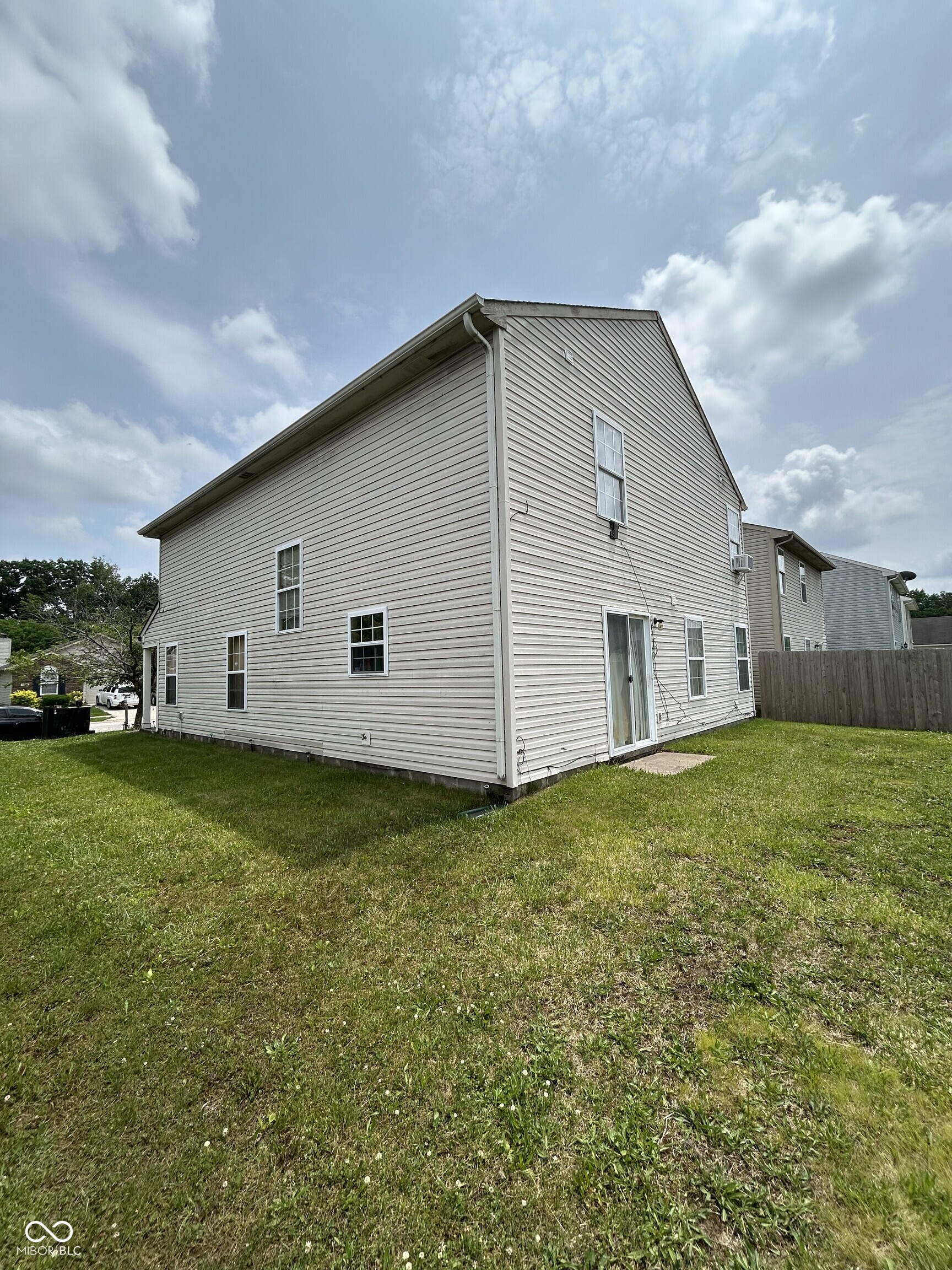 4264 Village Trace Drive Indianapolis IN 46254