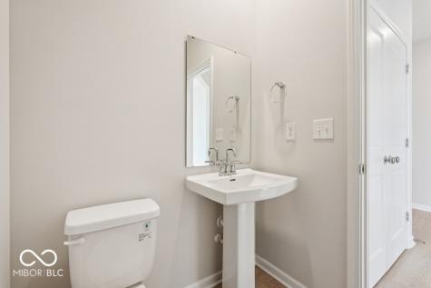 5619 Arcade Boulevard Mccordsville IN 46055