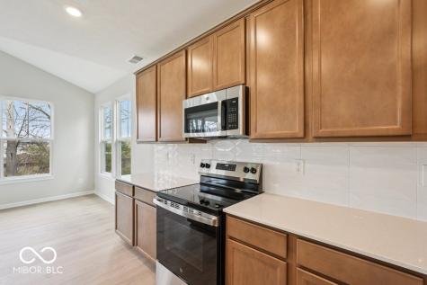 5619 Arcade Boulevard Mccordsville IN 46055
