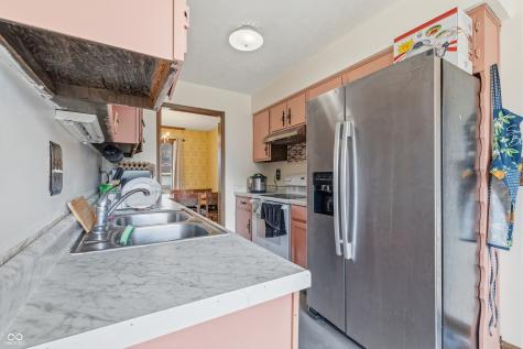 645 Boulder Road Indianapolis IN 46217