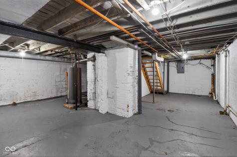 3922 Rookwood Avenue Indianapolis IN 46208