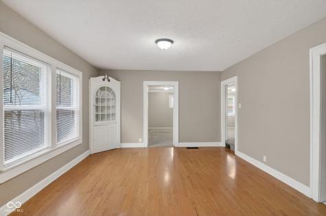 3922 Rookwood Avenue Indianapolis IN 46208