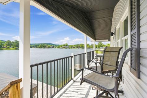 9082 W Tulip Drive Columbus IN 47201