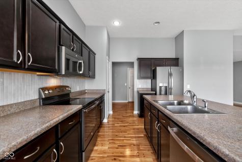 5715 Sly Fox Lane Indianapolis IN 46237