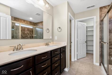 5715 Sly Fox Lane Indianapolis IN 46237