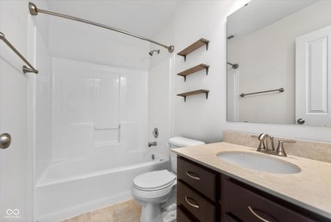 5715 Sly Fox Lane Indianapolis IN 46237