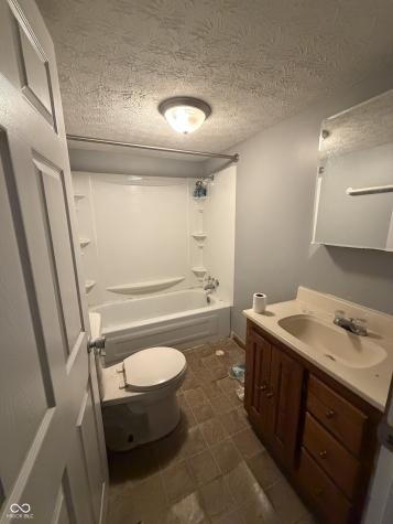 529 N Chester Avenue Indianapolis IN 46201