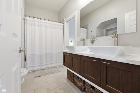 915 E Pleasant Run Parkway South Drive Indianapolis IN 46203