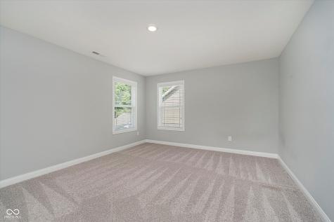 6032 Dugan Drive Whitestown IN 46075