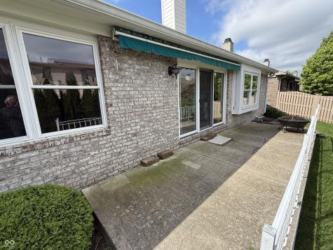 1634 Foxmere Way Greenwood IN 46142