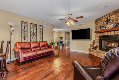 6370 W State Road 46 Columbus IN 47201