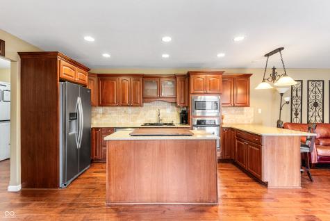 6370 W State Road 46 Columbus IN 47201