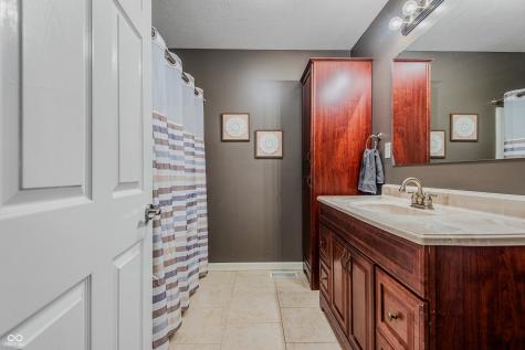 6370 W State Road 46 Columbus IN 47201