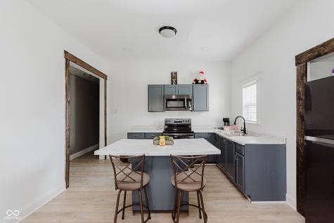 2104 W 16th Street Anderson IN 46016