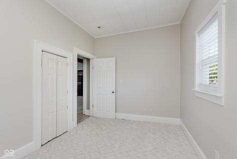 2104 W 16th Street Anderson IN 46016