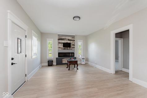 2104 W 16th Street Anderson IN 46016