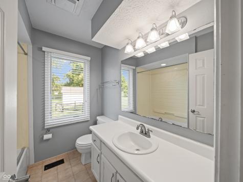 3882 Boine Circle Carmel IN 46033