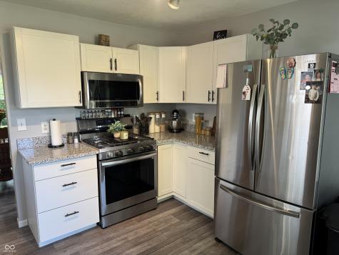 2332 Broadmoor Lane Columbus IN 47203