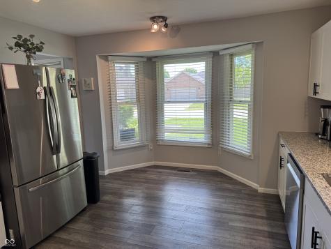 2332 Broadmoor Lane Columbus IN 47203