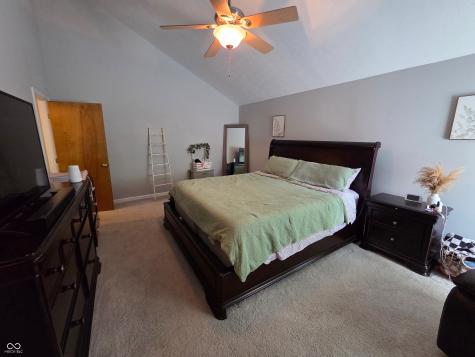 2332 Broadmoor Lane Columbus IN 47203