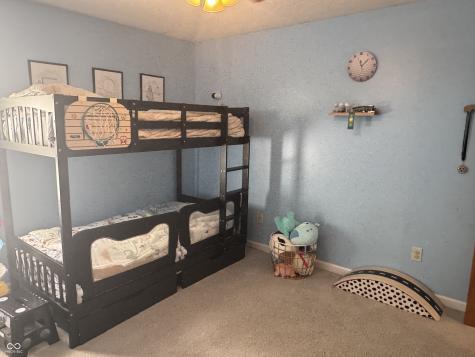 2332 Broadmoor Lane Columbus IN 47203