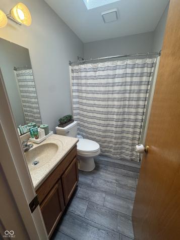 2332 Broadmoor Lane Columbus IN 47203