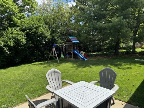 2332 Broadmoor Lane Columbus IN 47203