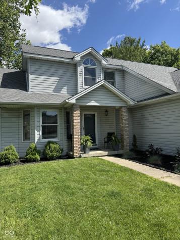 2332 Broadmoor Lane Columbus IN 47203