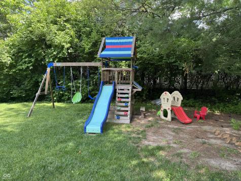 2332 Broadmoor Lane Columbus IN 47203