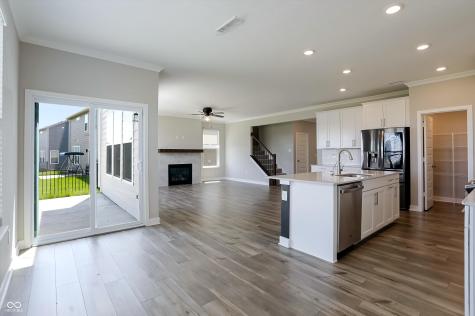 2391 S Stonehill Way New Palestine IN 46163